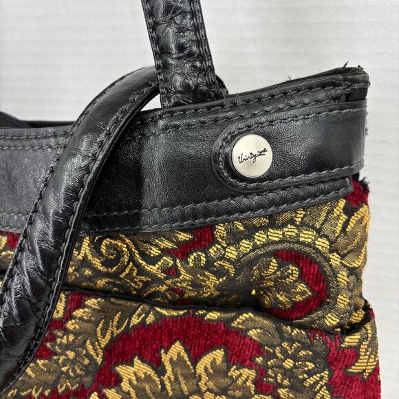 Thirty-One Tapestry Cover Shoulder Bag Burgundy Tan Floral Medallion Handbag - Picture 2 of 12